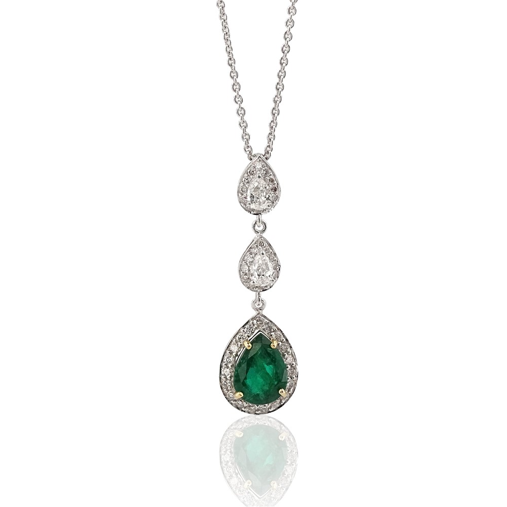 3,19 Ct. Diamond Emerald Pendant